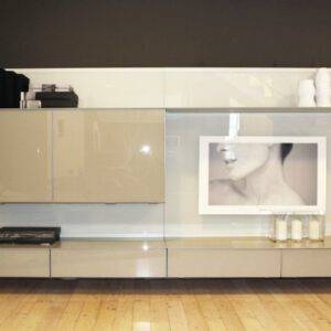 rimadesio_abacus_glazen_wandmeubel_met_zwevende_lades_en_glazen_achterpaneel