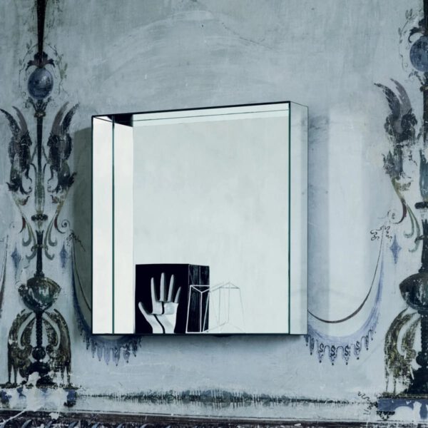 Mirror-mirror-Italiaanse-luxe-design-spiegel-Glas-italia-moderne-glazen-maatwerk