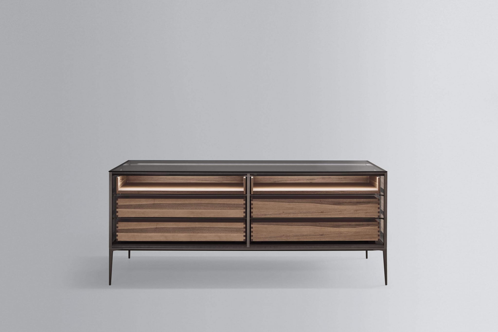 Alambra Isola: vrijstaand display-eiland in glas en hout